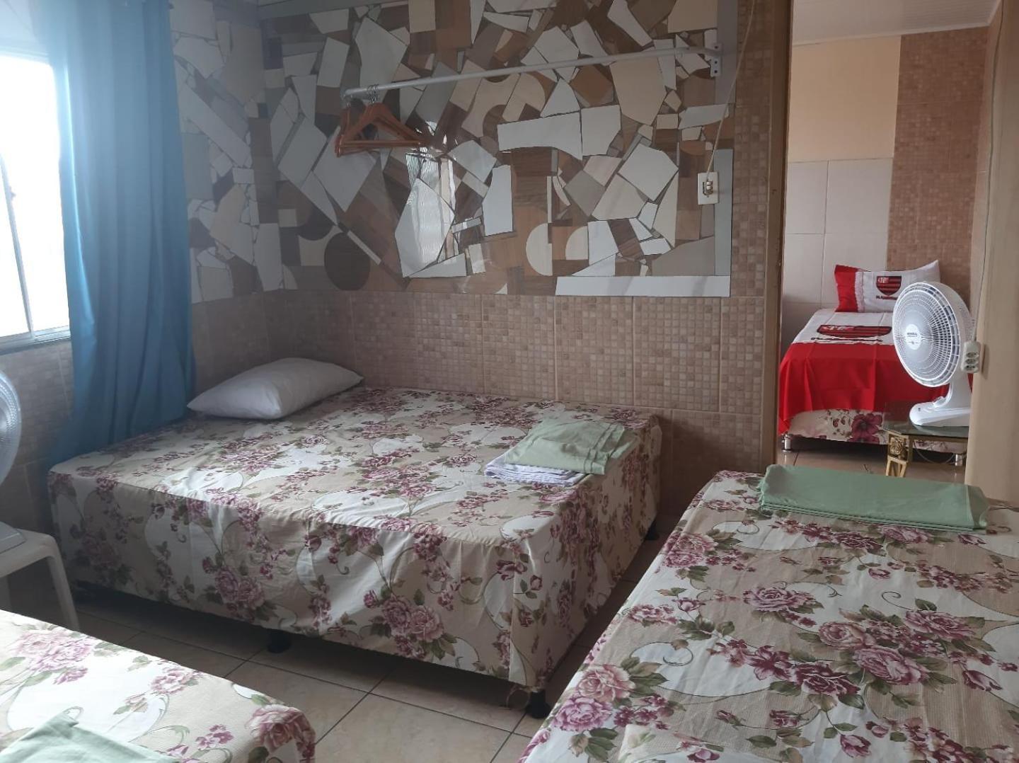 Hostel, 1 Cama Em Flat Compartilhado, Vai Dividir Com Outra Pessoa, Nao E Individual * Feira de Santana